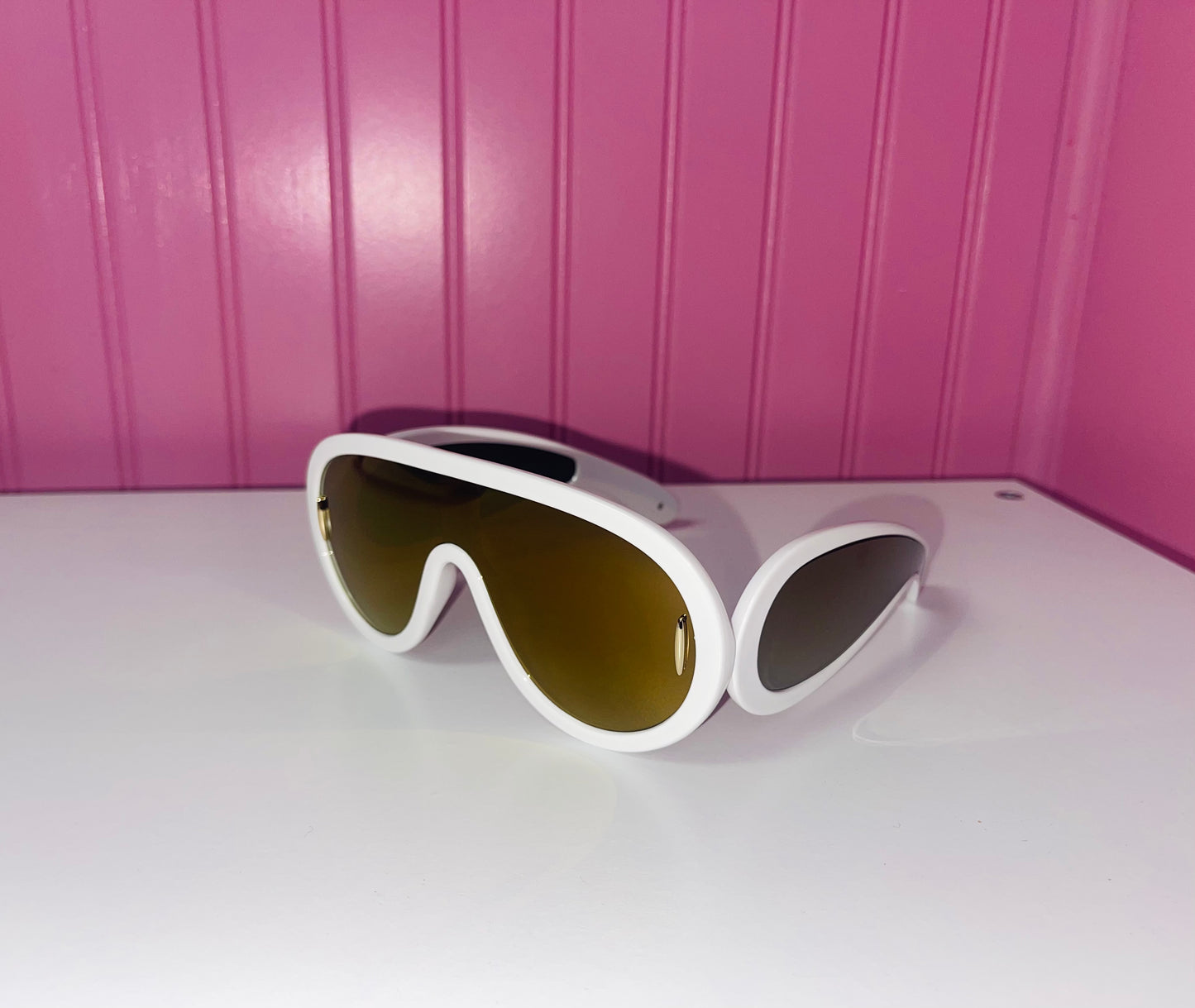 “IT Girl” Shades